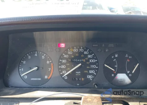 1988 Honda Accord Lxi z USA, uszkodzony, nr VIN 1HGCA5548JA153421